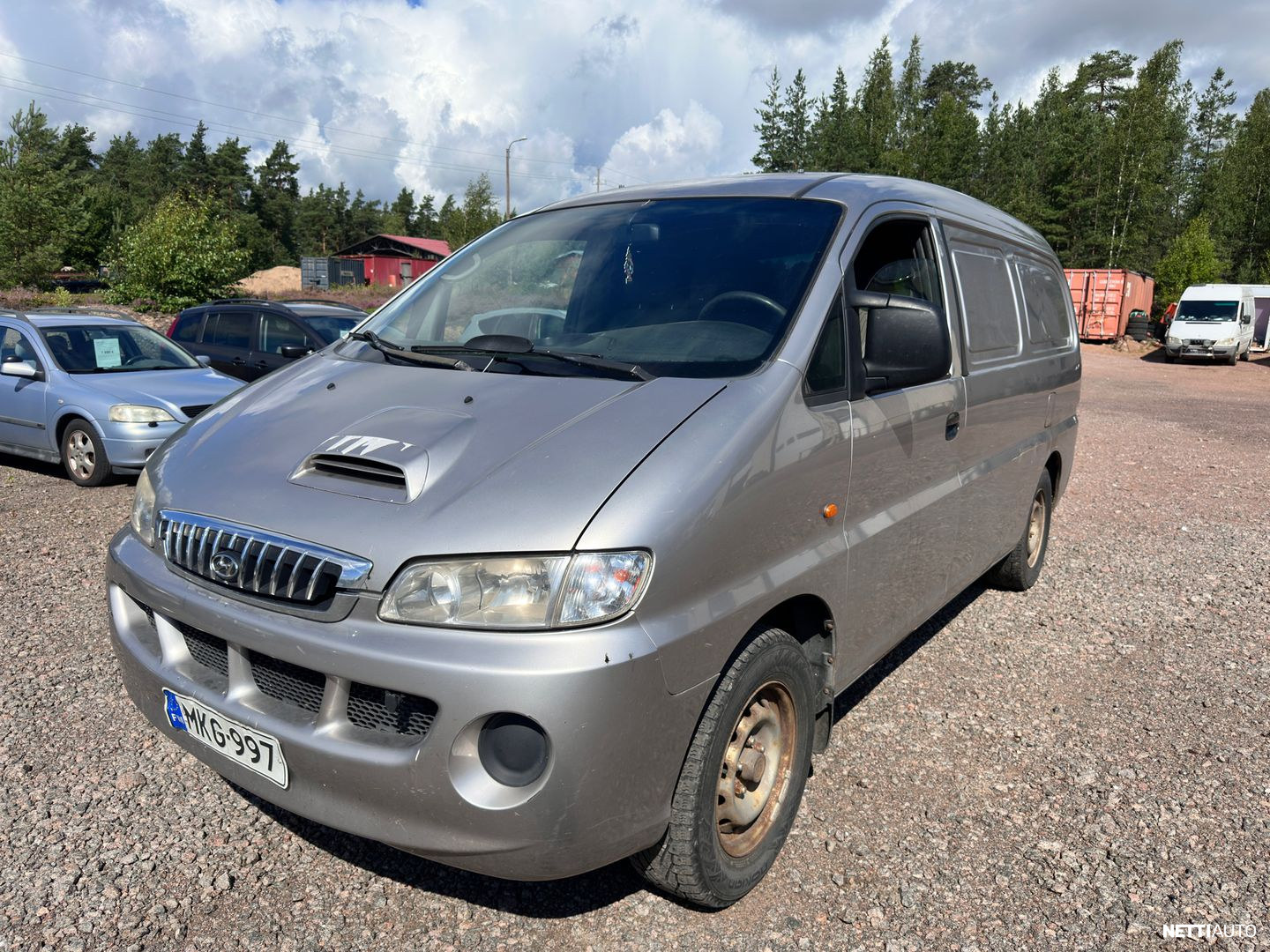 Hyundai H-1