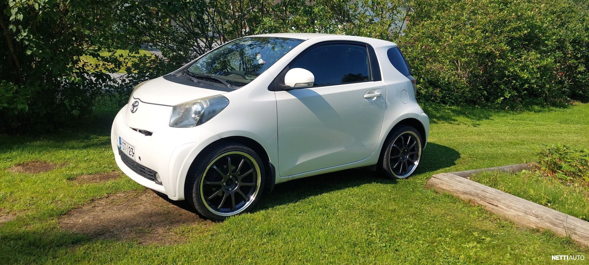 Toyota Iq