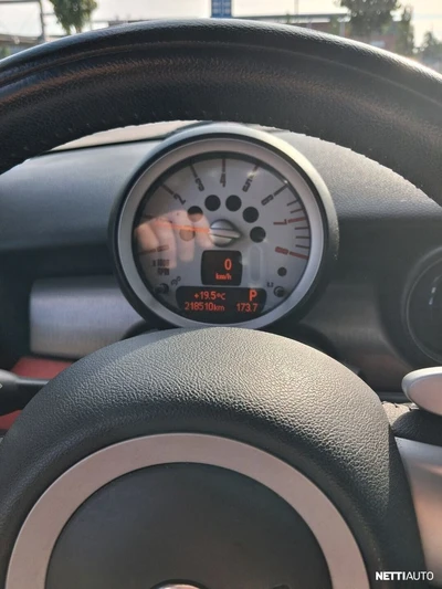 MINI Cooper A R55 2009, photo 6/8