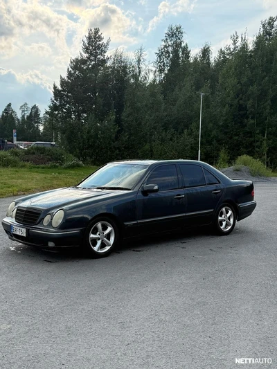 Mercedes-Benz E 320 CDI Elegance 1999, kuva 3/10