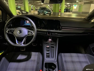 Volkswagen Golf 2022, photo 7/7