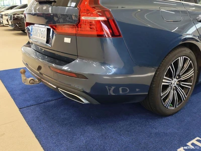 Volvo V60 2021, photo 4/18