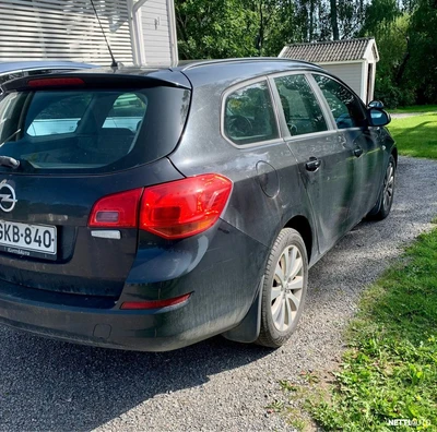 Opel Astra 2012, kuva 5/6