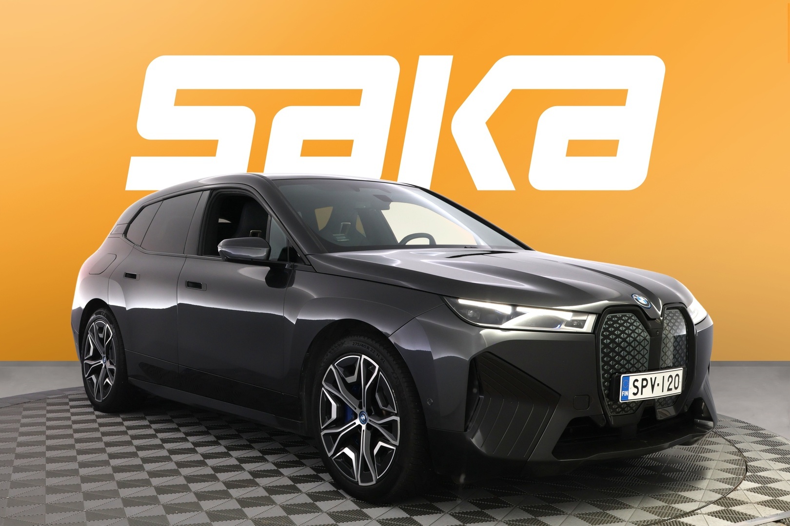 BMW iX