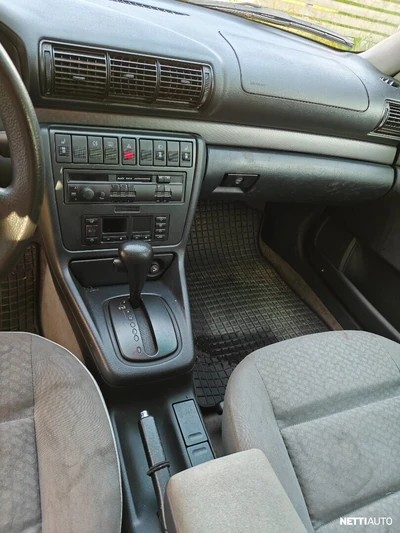 Audi A4 1996, photo 7/9