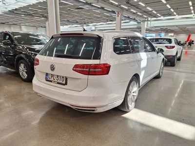 Volkswagen Passat 2016, photo 3/10