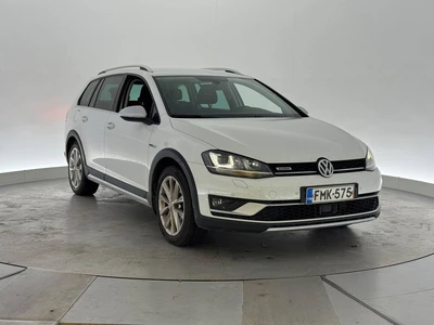 Volkswagen Golf 2017, photo 6/11