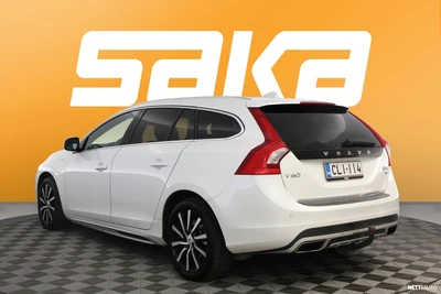 Volvo V60 2014, photo 4/10