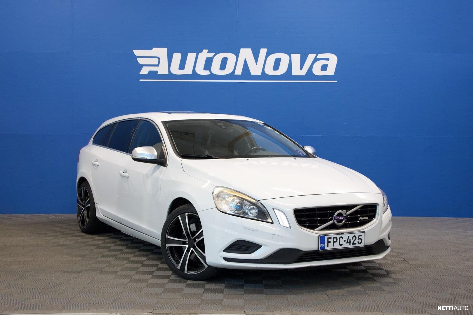 Volvo V60