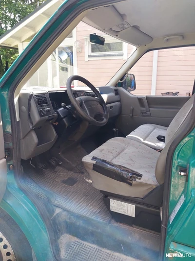 Volkswagen Transporter 2,4d 1997, photo 7/12