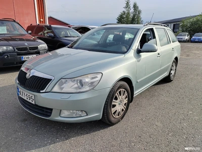 Skoda Octavia 2010, kuva 2/3