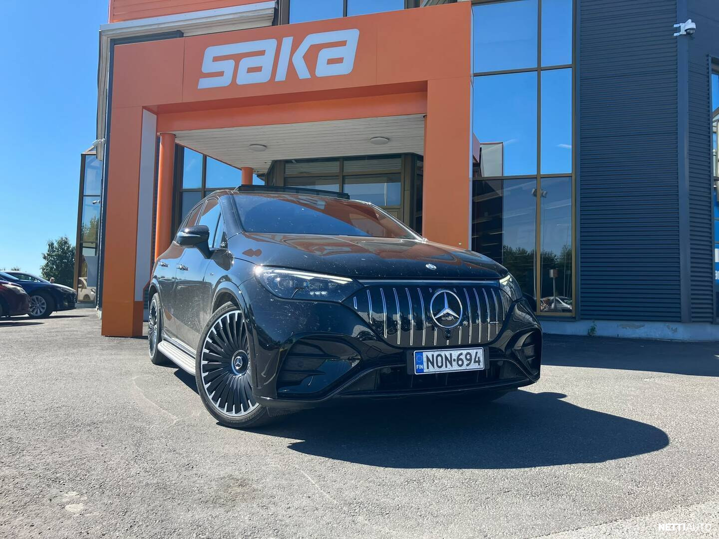 Mercedes-Benz EQE SUV