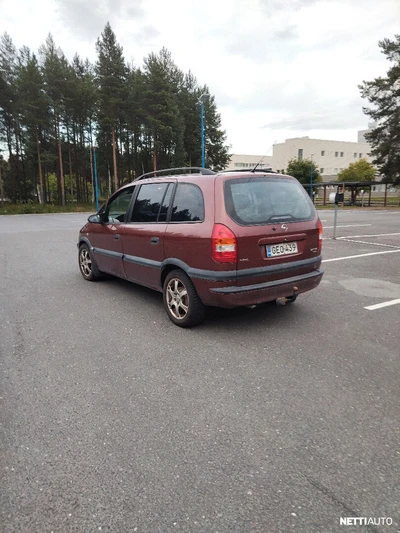 Opel Zafira comford 2001, photo 1/5
