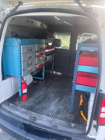 Volkswagen Caddy 2012, kuva 6/9