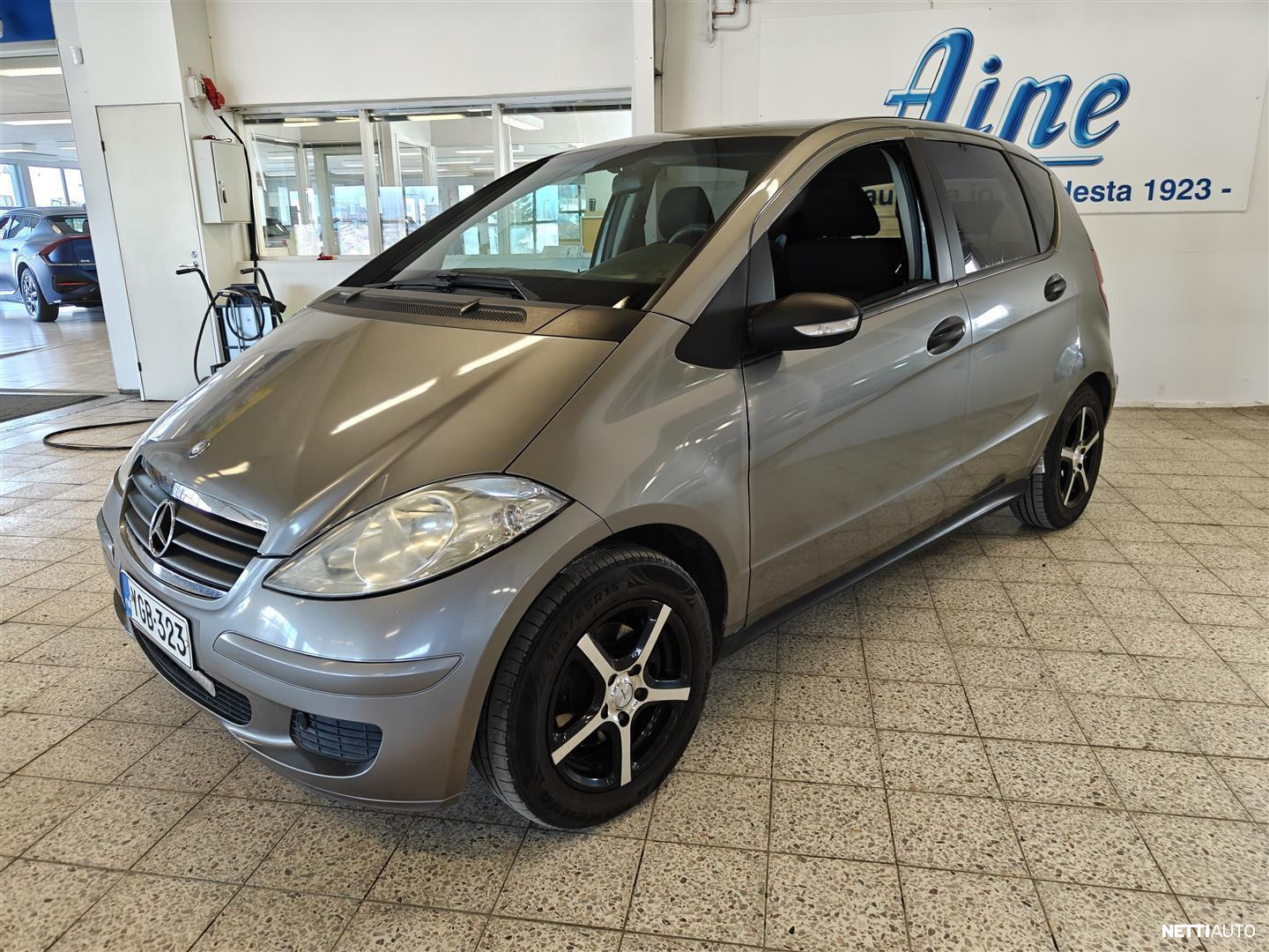 Mercedes-Benz A