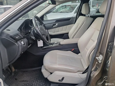 Mercedes-Benz E 2012, photo 7/12