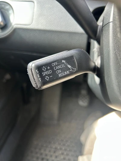 Volkswagen Passat 2011, kuva 6/10