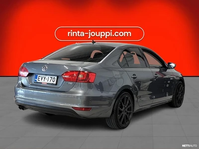Volkswagen Jetta 2012, photo 6/10
