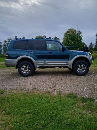 Mitsubishi Pajero 2000, kuva 4/17