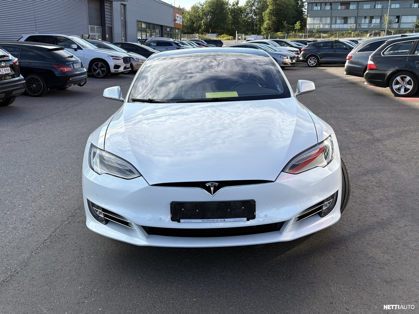 Tesla Model S 2019, photo 2/15