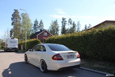 Mercedes-Benz CLK 270 CDI Coupe 2003, photo 4/4