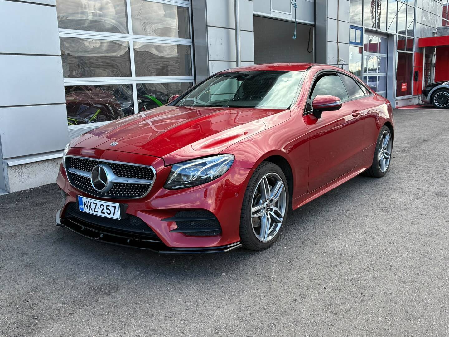 Mercedes-Benz E