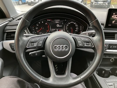 Audi A4 2019, photo 6/10