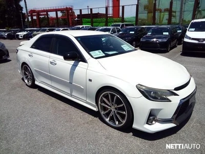 Toyota Mark X 2013, kuva 1/9