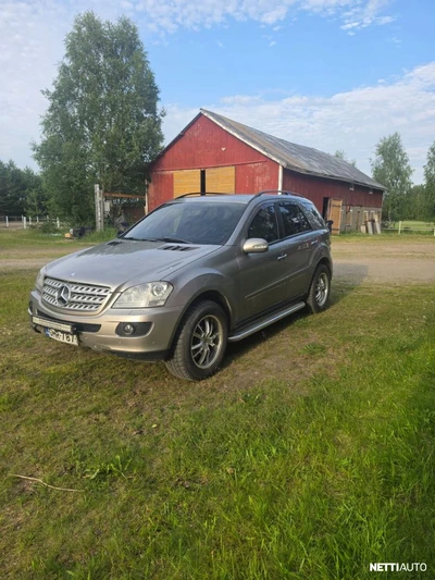 Mercedes-Benz ML 320 CDI 4Matic 2007, kuva 2/8