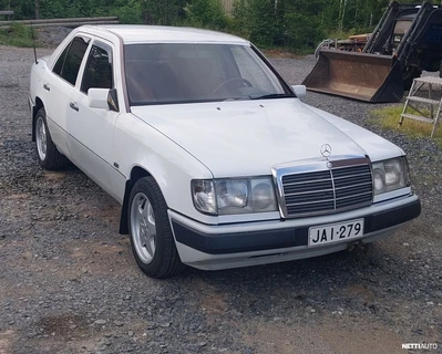 Mercedes-Benz 200 1989, kuva 6/10