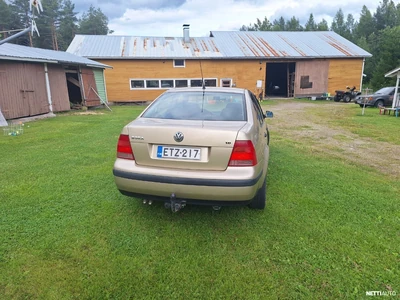 Volkswagen Bora 1.6i 2003, photo 3/7