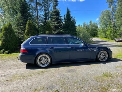 BMW 520 2008, photo 1/5