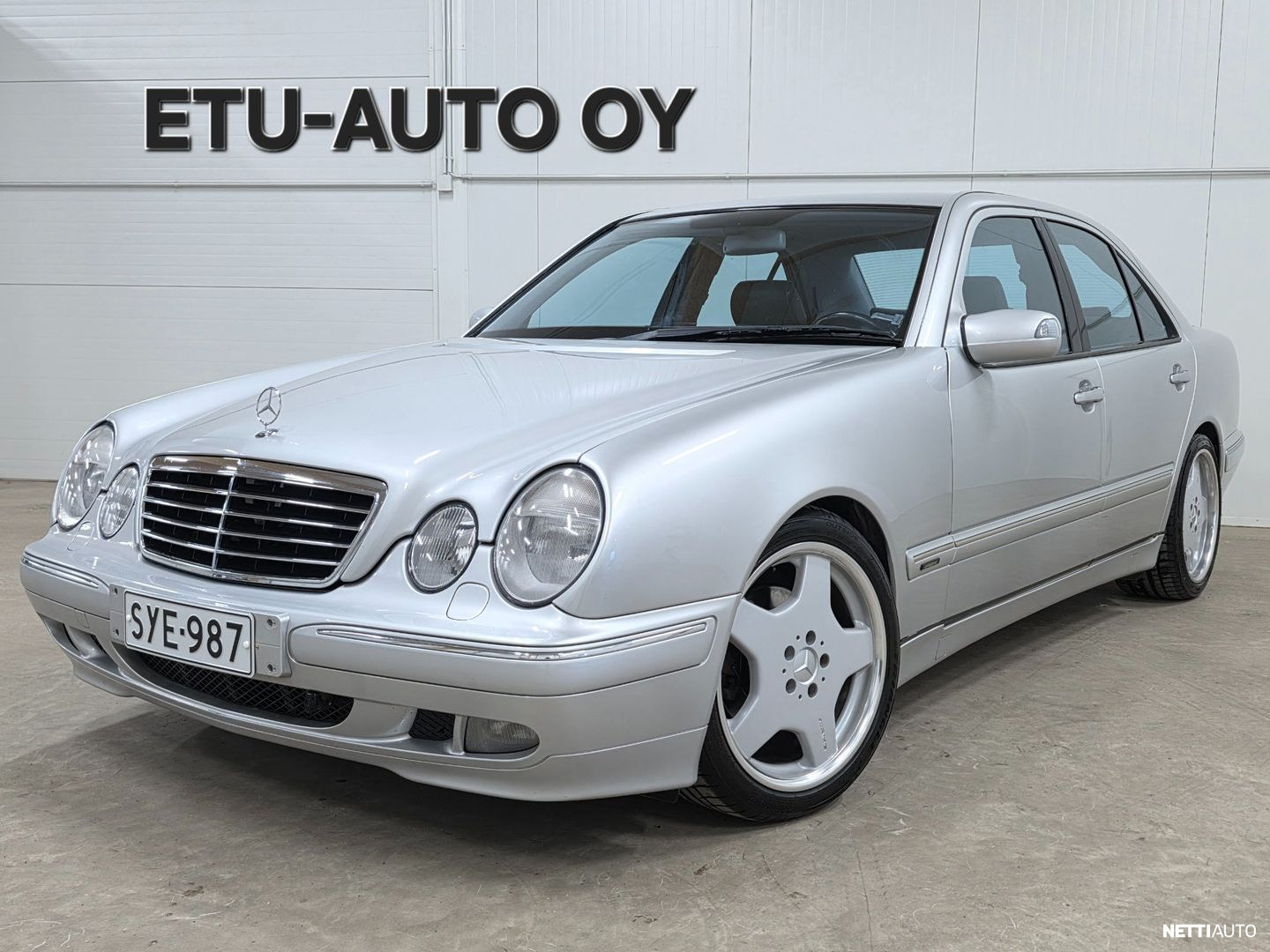 Mercedes-Benz E