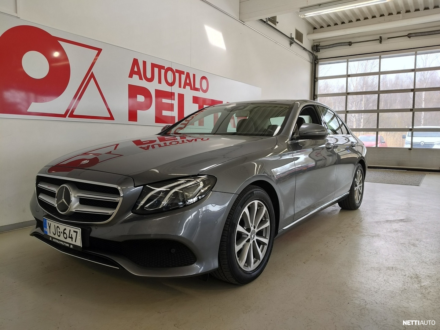 Mercedes-Benz E