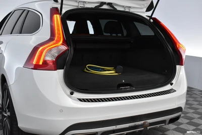 Volvo V60 2014, photo 7/10