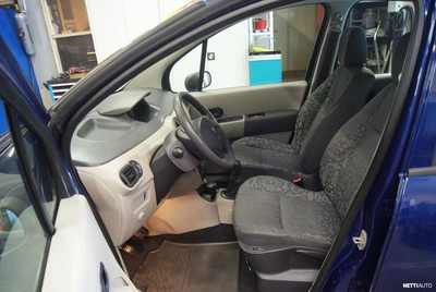 Renault Modus 2005, photo 7/16