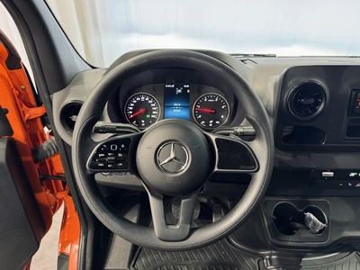 Mercedes-Benz Sprinter 2023, photo 7/10