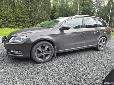 Volkswagen Passat 2013, kuva 5/5