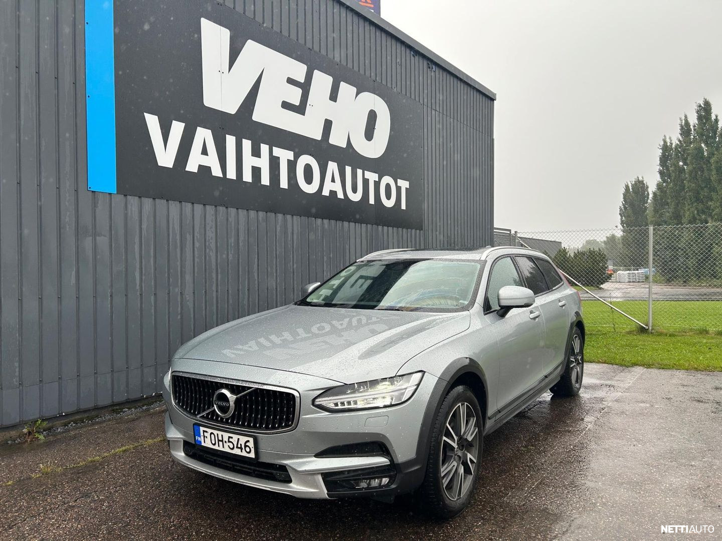 Volvo V90 Cross Country