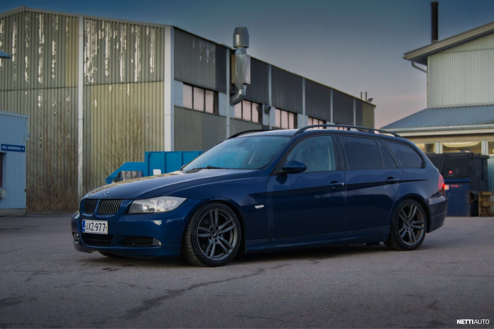 BMW 320