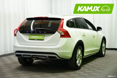 Volvo V60 Cross Country 2017, kuva 4/29