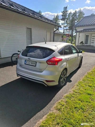 Ford Focus 2017, photo 3/10