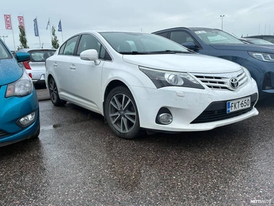 Toyota Avensis 2012, kuva 1/7