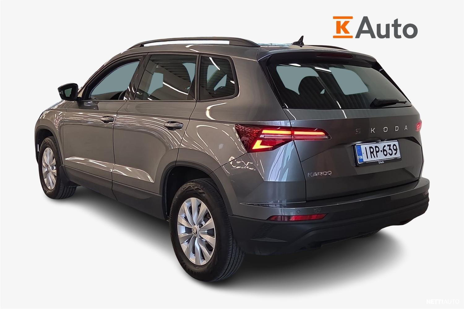 Skoda Karoq 2025, photo 2/21