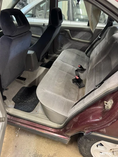 Opel Omega 1991, kuva 5/5