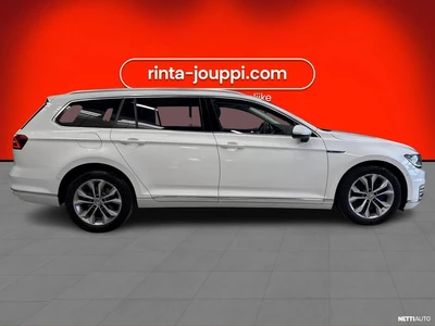 Volkswagen Passat 2016, photo 5/42
