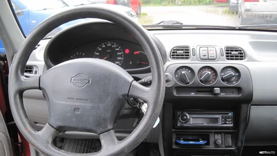 Nissan Micra 1998, kuva 4/4