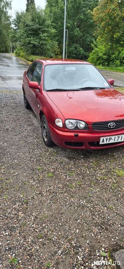 Toyota Corolla 1,4 VVT-i Linea Terra 4d 2000, photo 1/9