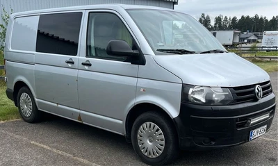 Volkswagen Transporter 2010, photo 2/12