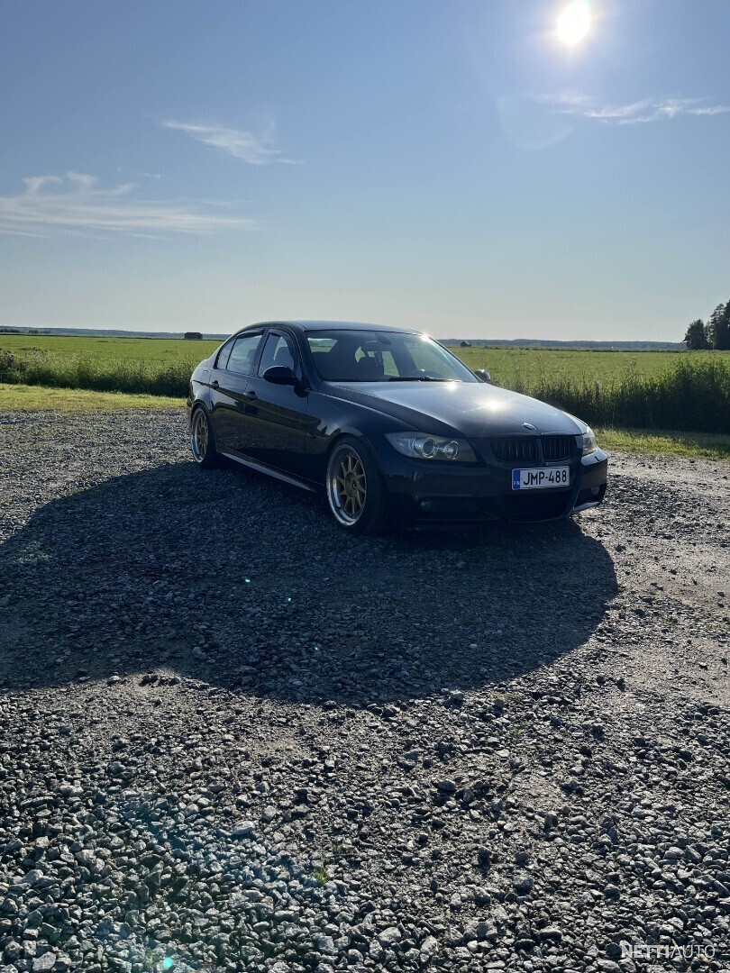 BMW 325